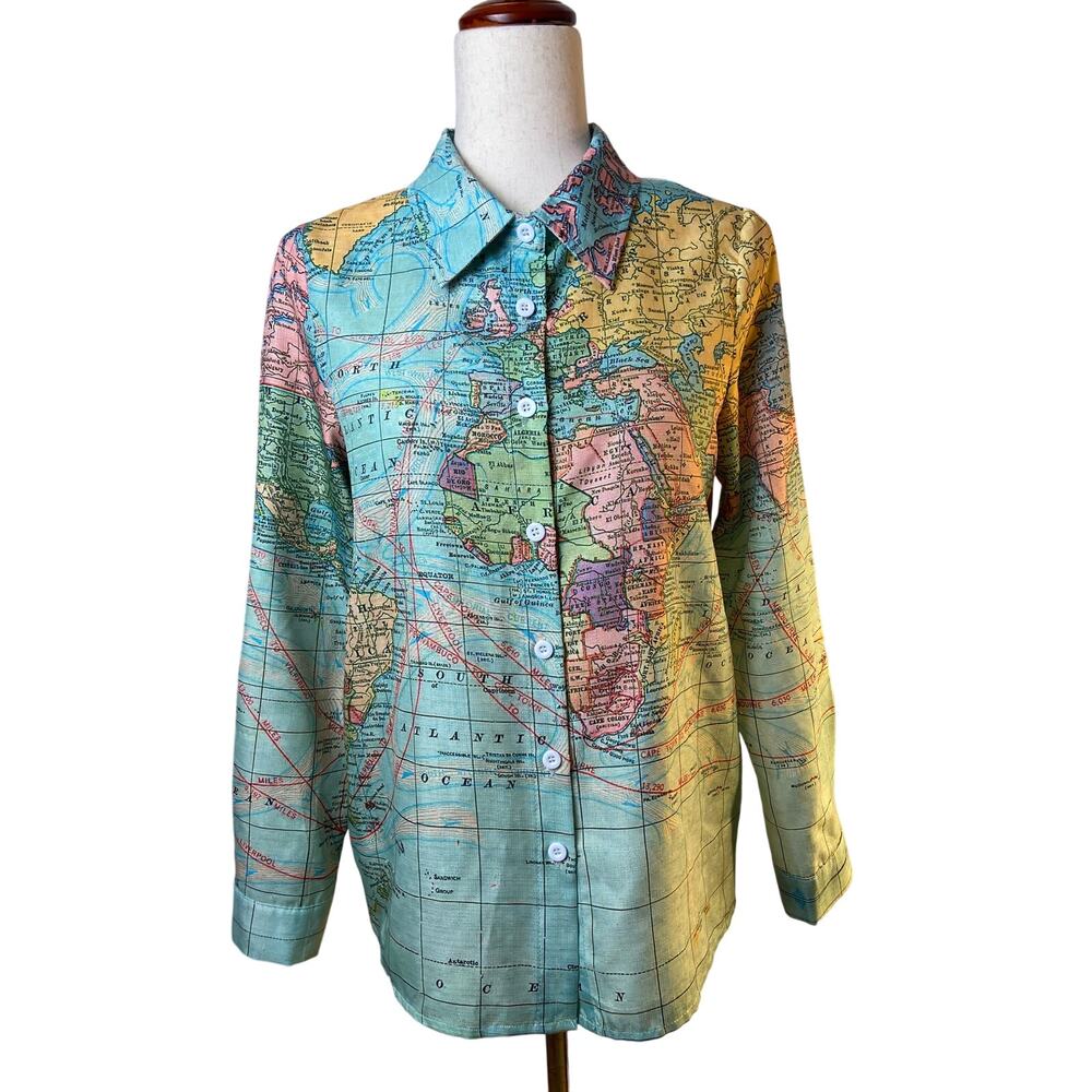 MissLook‎ linen world map blouse